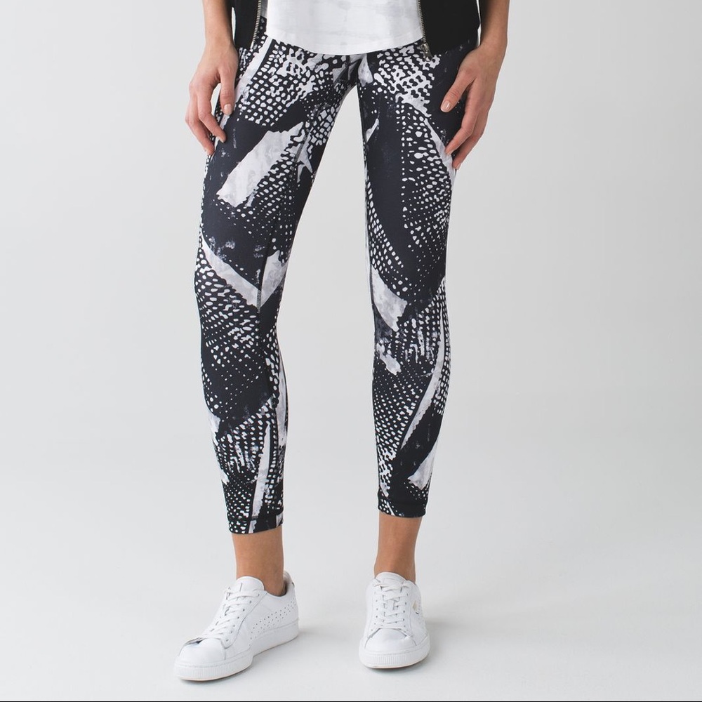 Lulu lemon static mist leggings